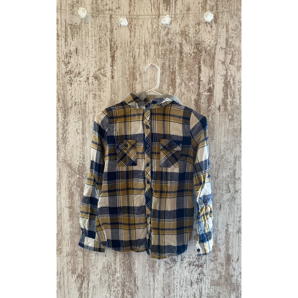 Adam Levine flannel